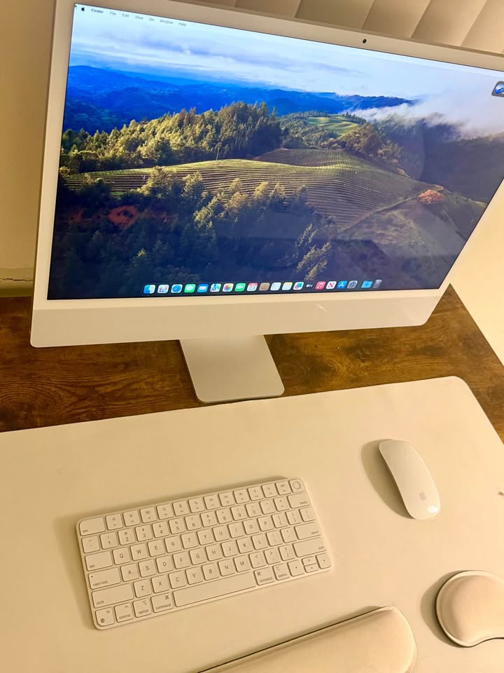 iMac 24" 4.5K M3 - Design