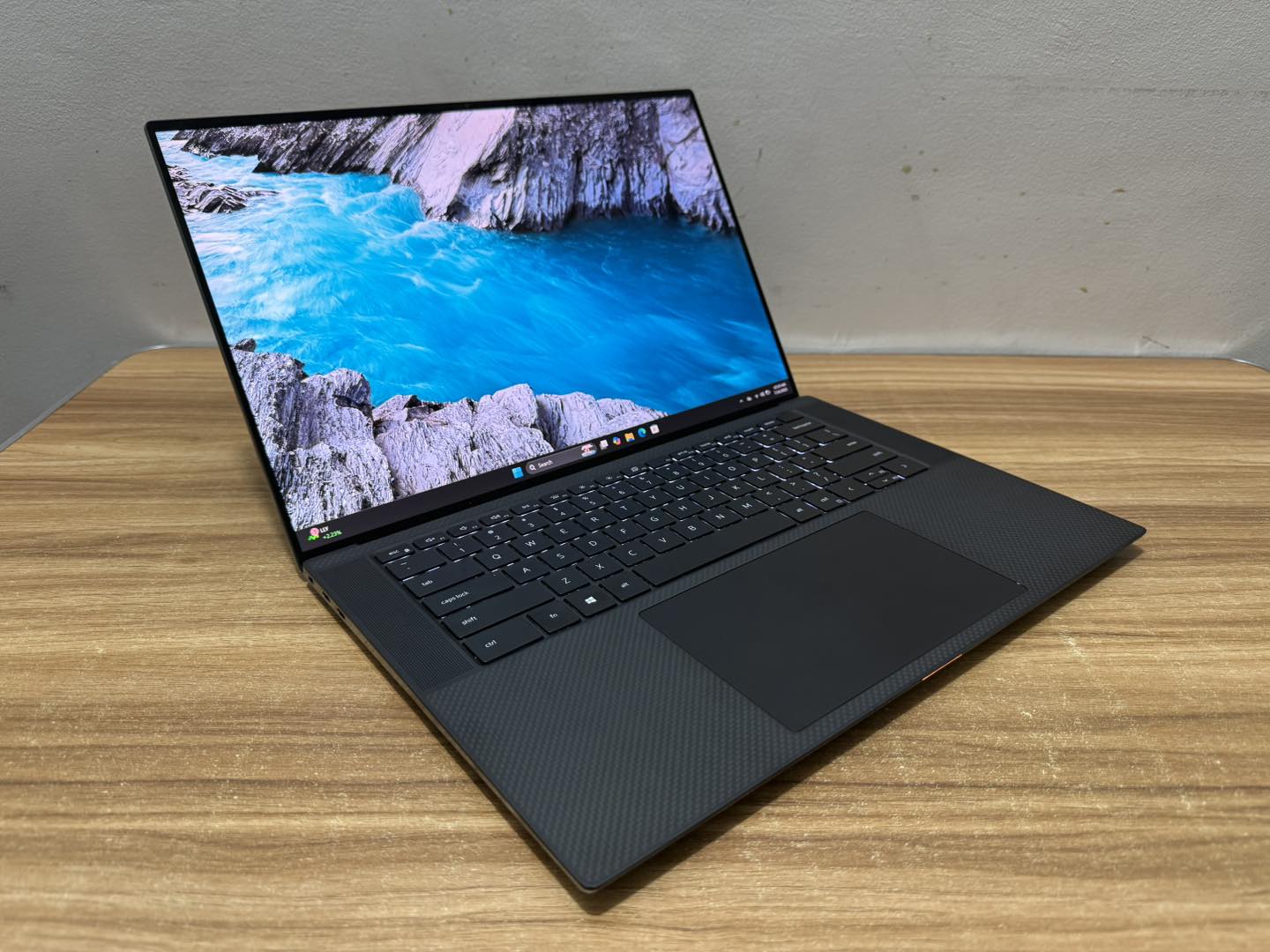 Dell Precision 5680 - Écran 4K